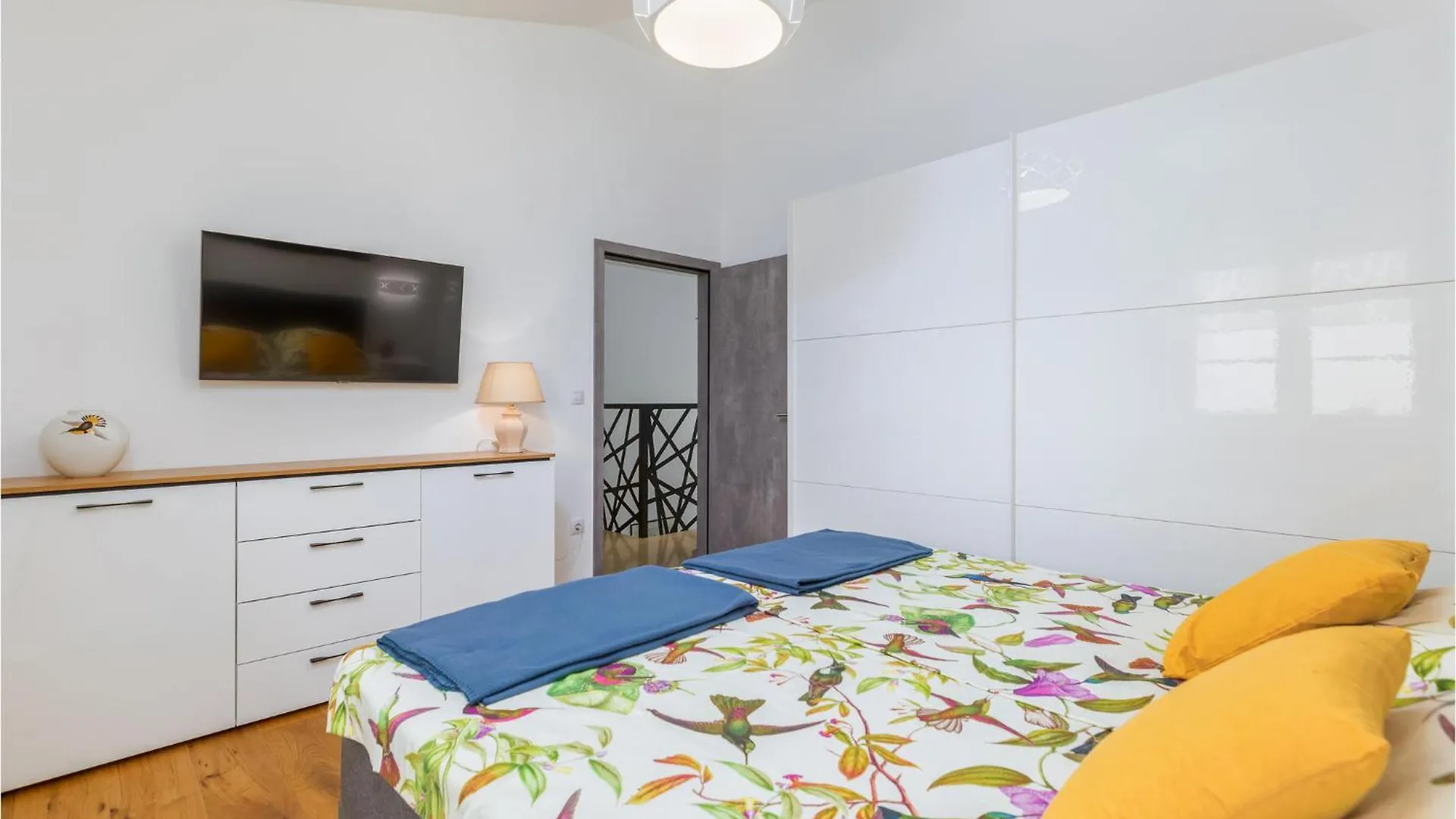 Holiday home 4 Bedroom Nice Home In Galizana